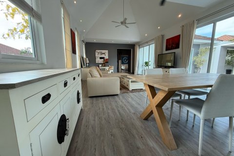 Вилла в Хуа Хине, Таиланд с 3 спальнями  № 148502 - фото 11