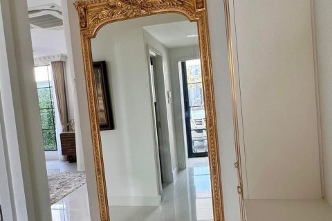 Maison à Saphan Sung, Bangkok, Thaïlande 4 chambres № 148504 - photo 9