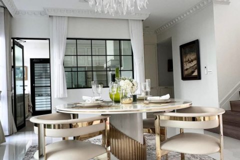 Maison à Saphan Sung, Bangkok, Thaïlande 4 chambres № 148504 - photo 7