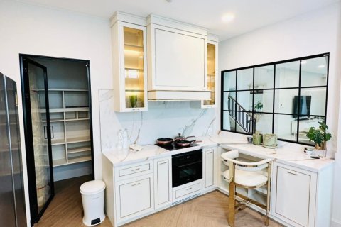 Maison à Saphan Sung, Bangkok, Thaïlande 4 chambres № 148504 - photo 29