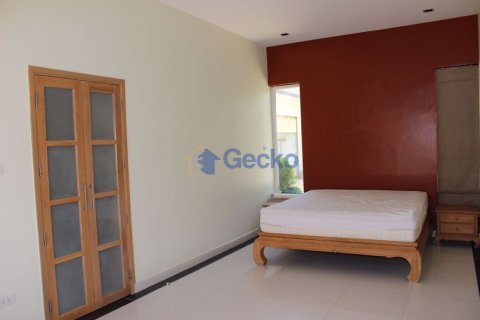 House in Pattaya, Thailand 3 bedrooms № 197361 - photo 6