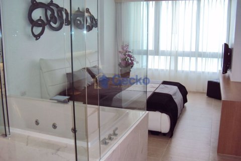 Condo à Pattaya, Thaïlande, 3 chambres № 197357 - photo 2