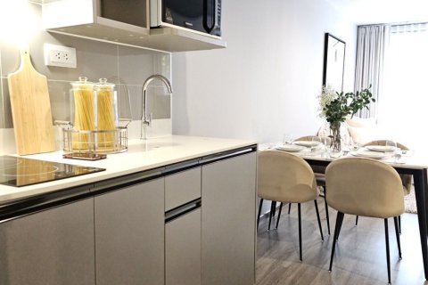 Condo à Khlong Toei, Bangkok, Thaïlande, 2 chambres № 163201 - photo 13