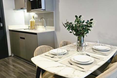 Condo à Khlong Toei, Bangkok, Thaïlande, 2 chambres № 163201 - photo 15