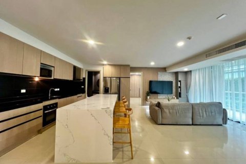 Condo in Bang Lamung, Thailand, 4 bedrooms  № 146876 - photo 5