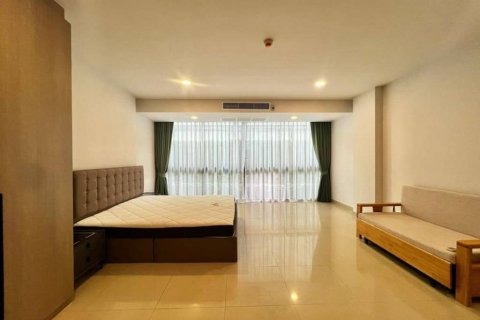 Condo in Bang Lamung, Thailand, 4 bedrooms  № 146876 - photo 9