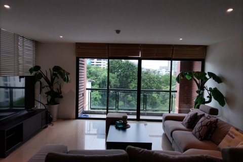 Condo à Watthana, Bangkok, Thaïlande, 2 chambres  № 137490 - photo 15