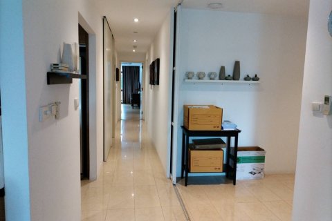 Condo à Watthana, Bangkok, Thaïlande, 2 chambres  № 137490 - photo 6
