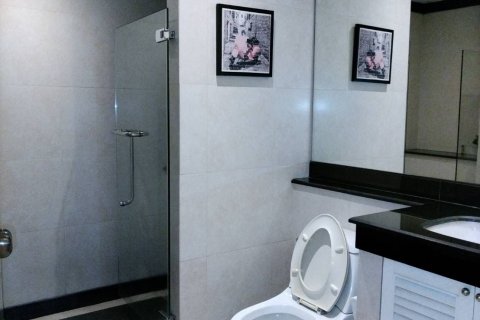 Condo à Watthana, Bangkok, Thaïlande, 2 chambres  № 137490 - photo 9