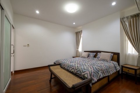 House in Chiang Mai, Thailand 4 bedrooms № 121934 - photo 15