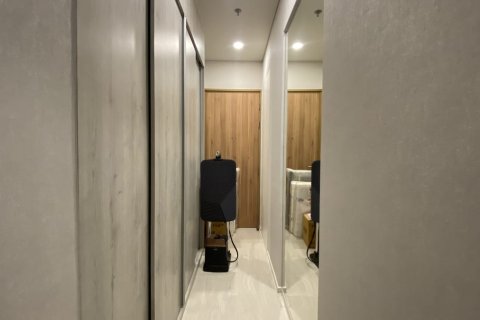 Condo à Watthana, Bangkok, Thaïlande, 2 chambres № 200971 - photo 12