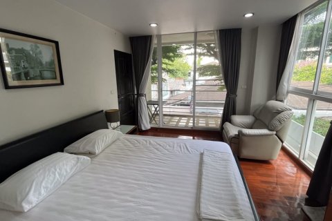 Condo à Watthana, Bangkok, Thaïlande, 2 chambres № 200969 - photo 12