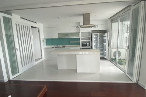 Condo à Khlong Toei, Bangkok, Thaïlande, 3 chambres № 200973 - photo 23
