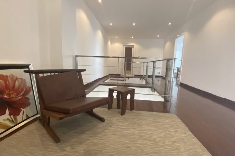 Condo à Khlong Toei, Bangkok, Thaïlande, 3 chambres № 200973 - photo 21