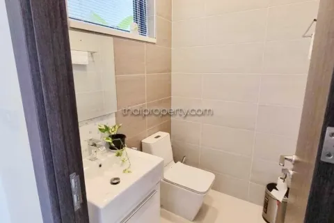 Casa de 3 dormitorios en Pattaya, Tailandia № 213549 - foto 7