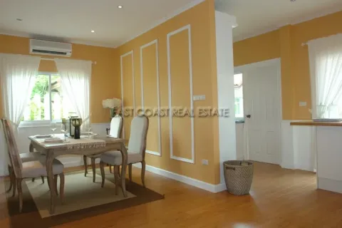 Casa de 2 dormitorios en Pattaya, Tailandia № 213544 - foto 13