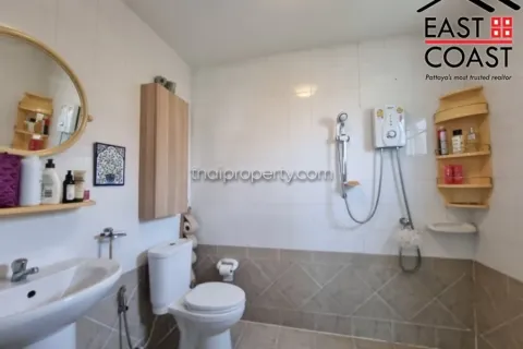 Casa de 3 dormitorios en Pattaya, Tailandia № 213546 - foto 8