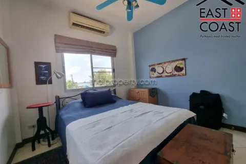 Casa de 3 dormitorios en Pattaya, Tailandia № 213546 - foto 12