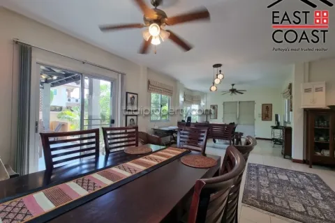 Casa de 3 dormitorios en Pattaya, Tailandia № 213546 - foto 4