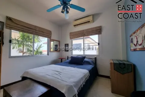 Casa de 3 dormitorios en Pattaya, Tailandia № 213546 - foto 13