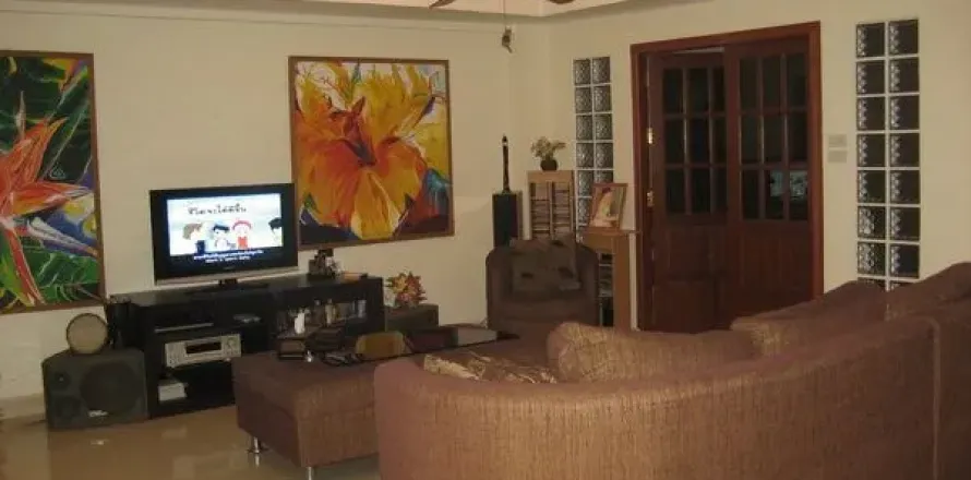 Condominio de 2 dormitorios en Pattaya, Tailandia № 213543