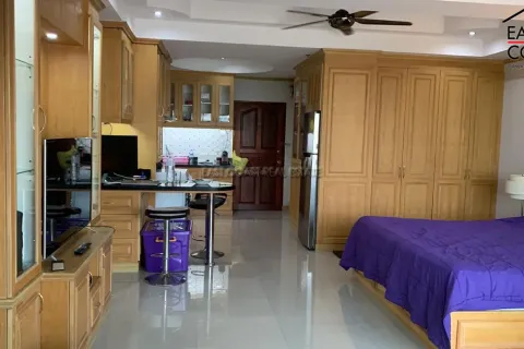 Estudio en el condominio en Jomtien Beach, Pattaya, Tailandia № 212939 - foto 14