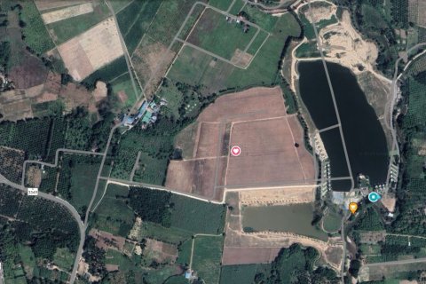 Land in Phetchaburi, Thailand 182828 sq.m. № 172128 - photo 4