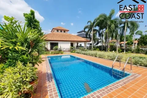House in Pattaya, Thailand 3 bedrooms № 213722