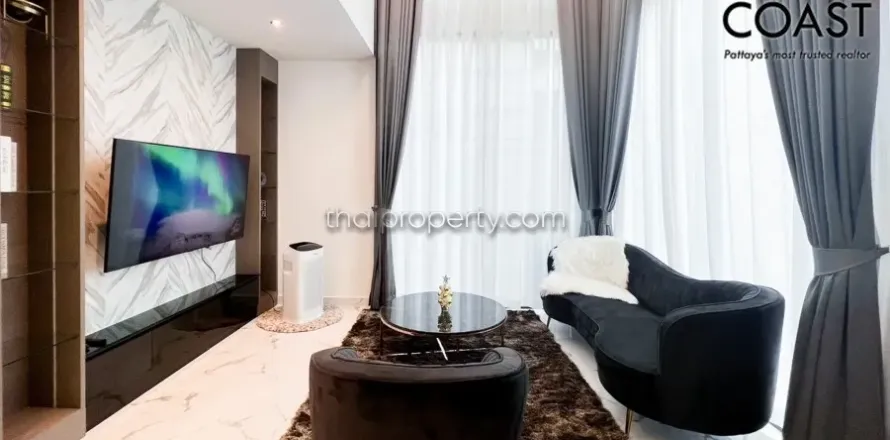 Casa de 5 dormitorios en Pattaya, Tailandia № 213720