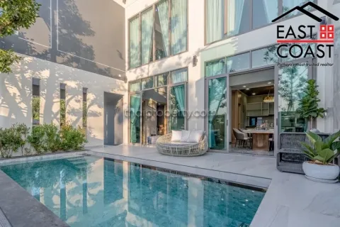 Casa de 4 dormitorios en Pattaya, Tailandia № 213721 - foto 9