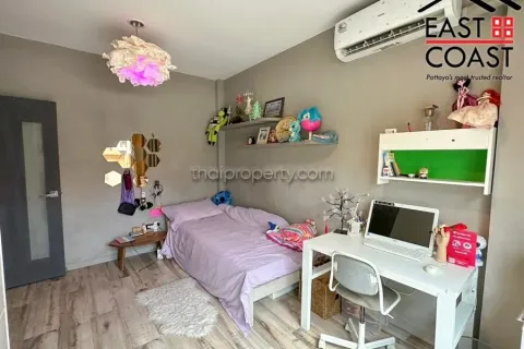 Casa de 3 dormitorios en Pattaya, Tailandia № 213724 - foto 16