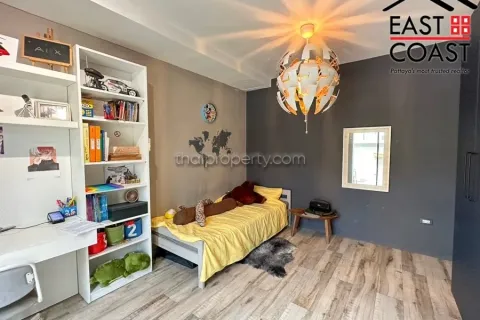 Casa de 3 dormitorios en Pattaya, Tailandia № 213724 - foto 18