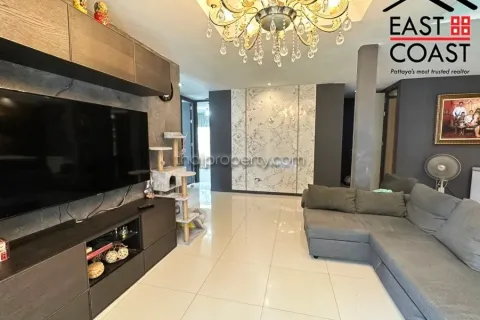 Casa de 3 dormitorios en Pattaya, Tailandia № 213724 - foto 3