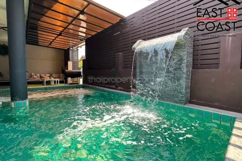 Casa de 3 dormitorios en Pattaya, Tailandia № 213724 - foto 26