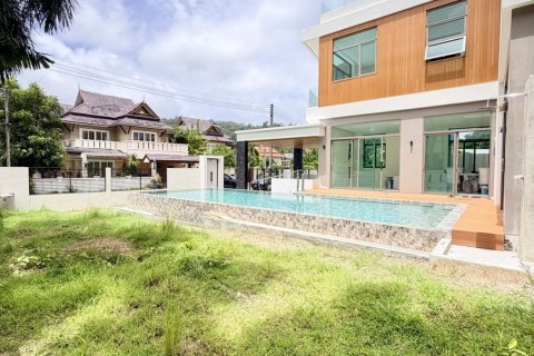 Villa in Phuket, Thailand 5 bedrooms № 136988 - photo 4