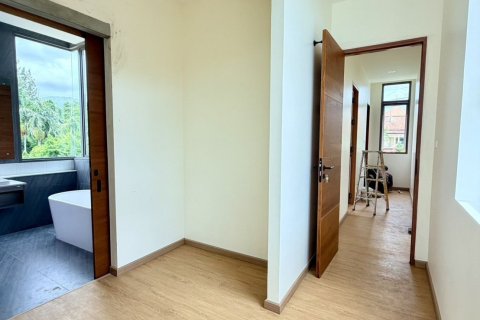 Villa in Phuket, Thailand 5 bedrooms № 136988 - photo 13