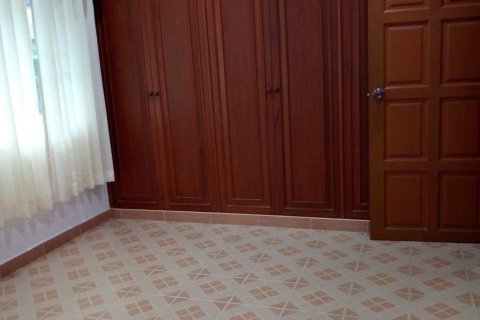 House in Phuket, Thailand 3 bedrooms № 136991 - photo 17