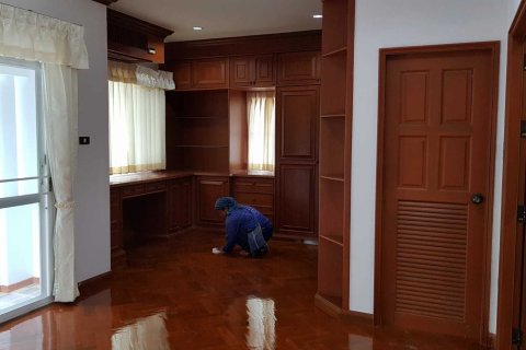 House in Phuket, Thailand 3 bedrooms № 136991 - photo 15