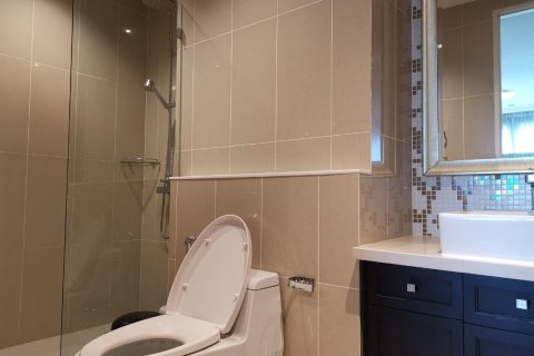 Studio in the Condo in Huai Khwang, Bangkok, Thailand  № 163031 - photo 16