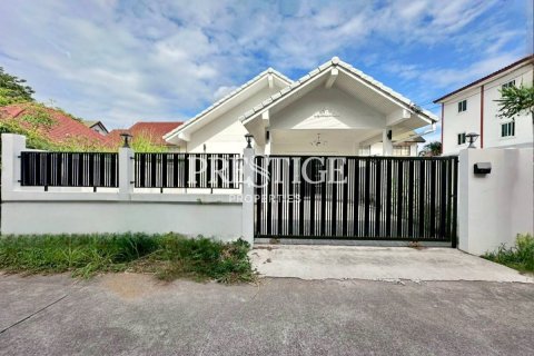 House in Pattaya, Thailand 3 bedrooms № 197883