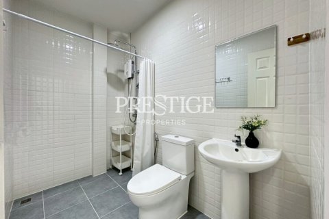 House in Pattaya, Thailand 3 bedrooms № 197883 - photo 23