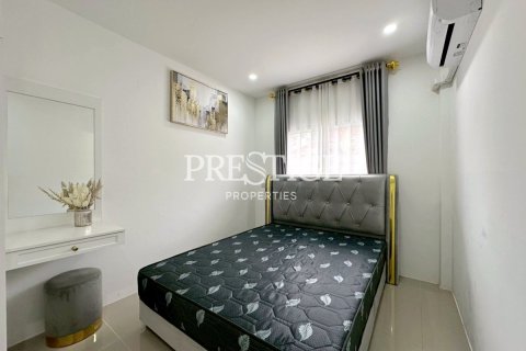 House in Pattaya, Thailand 3 bedrooms № 197883 - photo 17