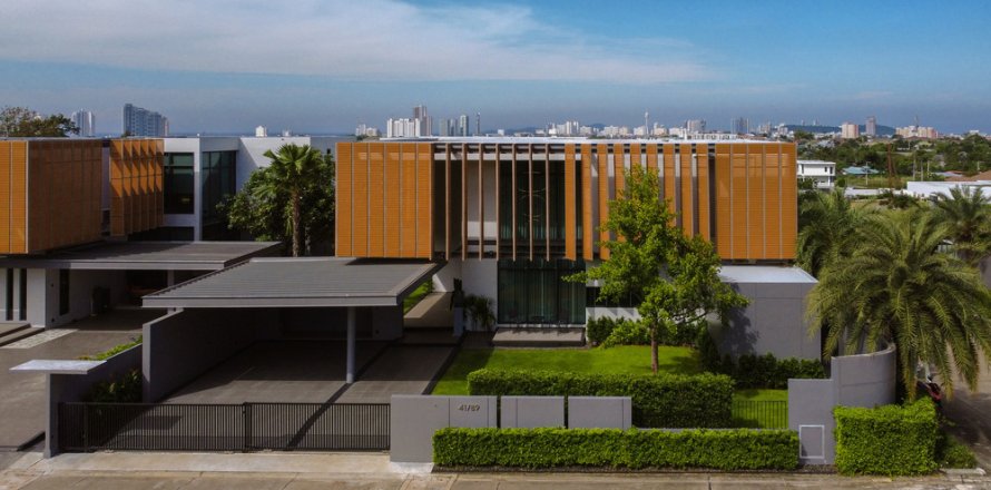 Villa in Pattaya, Thailand 4 Schlafzimmer № 150973