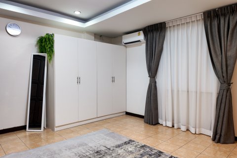 Villa in Pattaya, Thailand 3 bedrooms № 150975 - photo 2