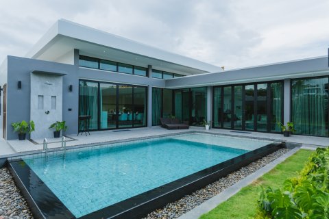 Villa in Pattaya, Thailand 3 bedrooms № 150972 - photo 3