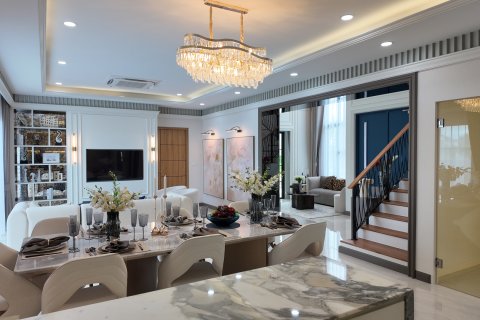 Villa in Pattaya, Thailand 4 bedrooms № 150971 - photo 21