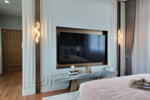 Villa in Pattaya, Thailand 4 bedrooms № 150971 - photo 17