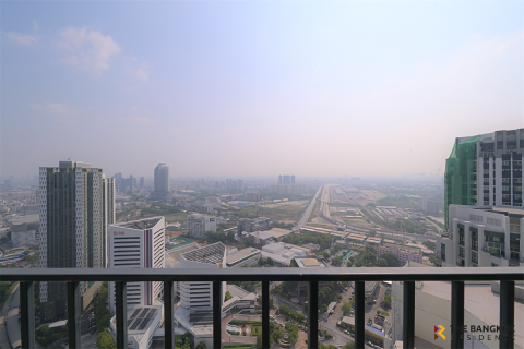 Condo in Bangkok, Thailand, 3 bedrooms  № 184807 - photo 3