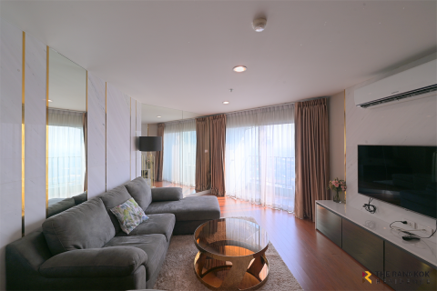 Condo in Bangkok, Thailand, 3 bedrooms  № 184807 - photo 2