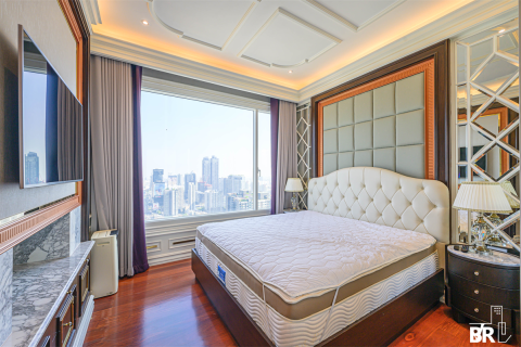 Condo in Bangkok, Thailand, 5 bedrooms № 184803 - photo 6